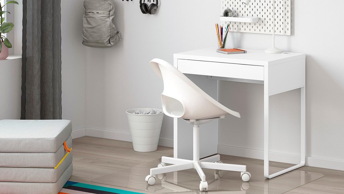 Computer Desk For Small Spaces - Space Saving Desk