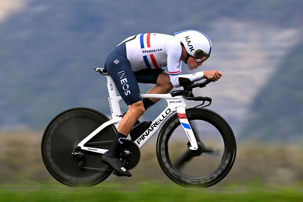 PORTVALAIS SWITZERLAND APRIL 25 Ethan Hayter of United Kingdom and Team INEOS Grenadiers sprints during the 76th Tour De Romandie 2023 Prologue a 682km stage from PortValais to PortValais UCIWT on April 25 2023 in PortValais Switzerland Photo by Dario BelingheriGetty Images