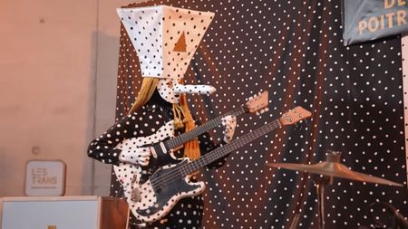 Angine de Poitrine performing on KEXP, 2026