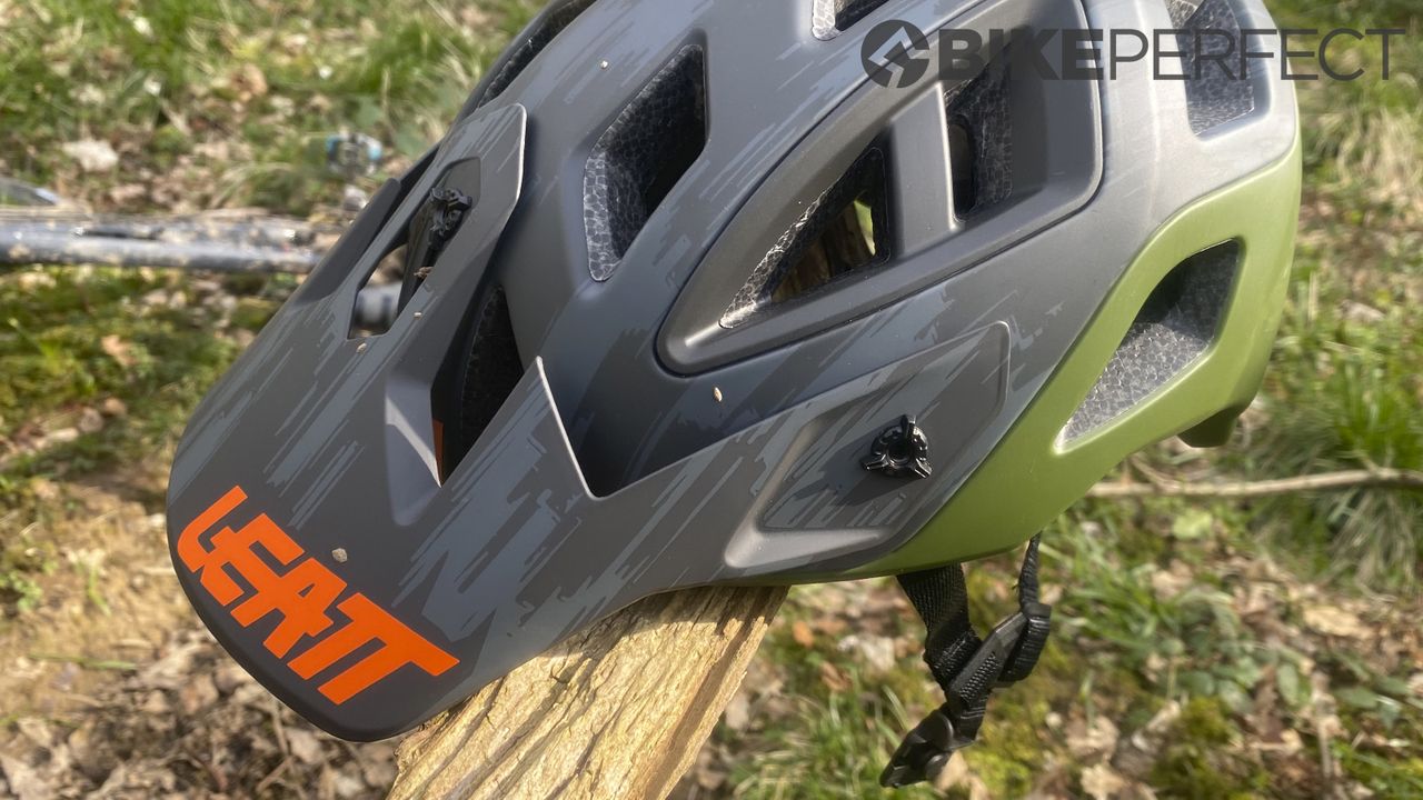 Leatt DBX 3.0 AM