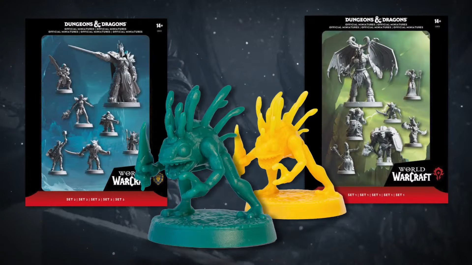 Two Dungeons &amp;amp; Dragons World of Warcraft miniature sets in boxes, with a green and a yellow murloc figure standing in the foreground for display.