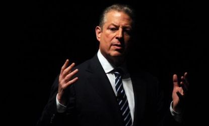Al Gore: Still in the shadows.