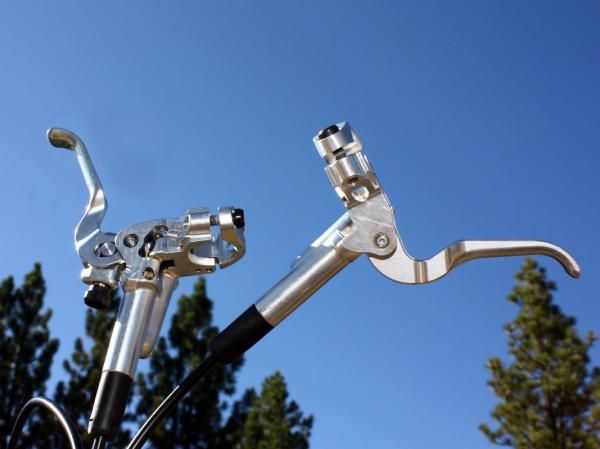 These prototypes are close to the final versions - note the Servo Wave feature on the Trail lever at left but the more straightforward geometry on the Race lever at right.