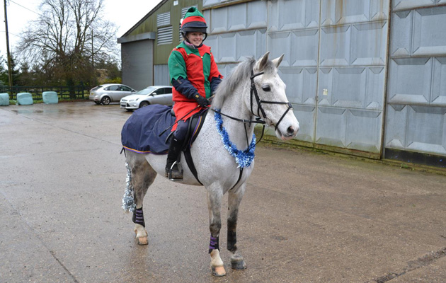Katie Jerram Christmas ride 7