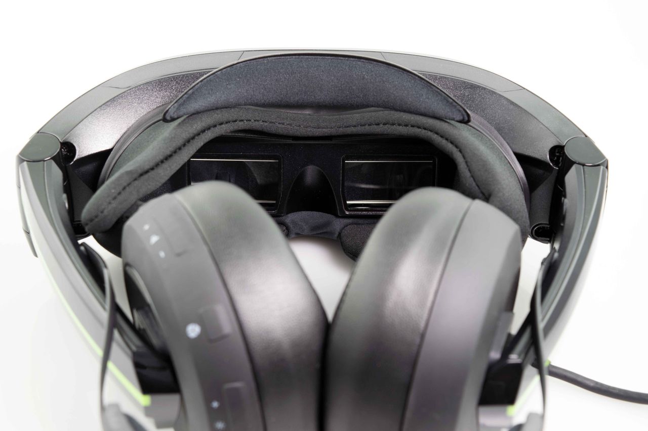 The Vuzix iWear VR HMD, Hands On: A Home Movie Theater On Your