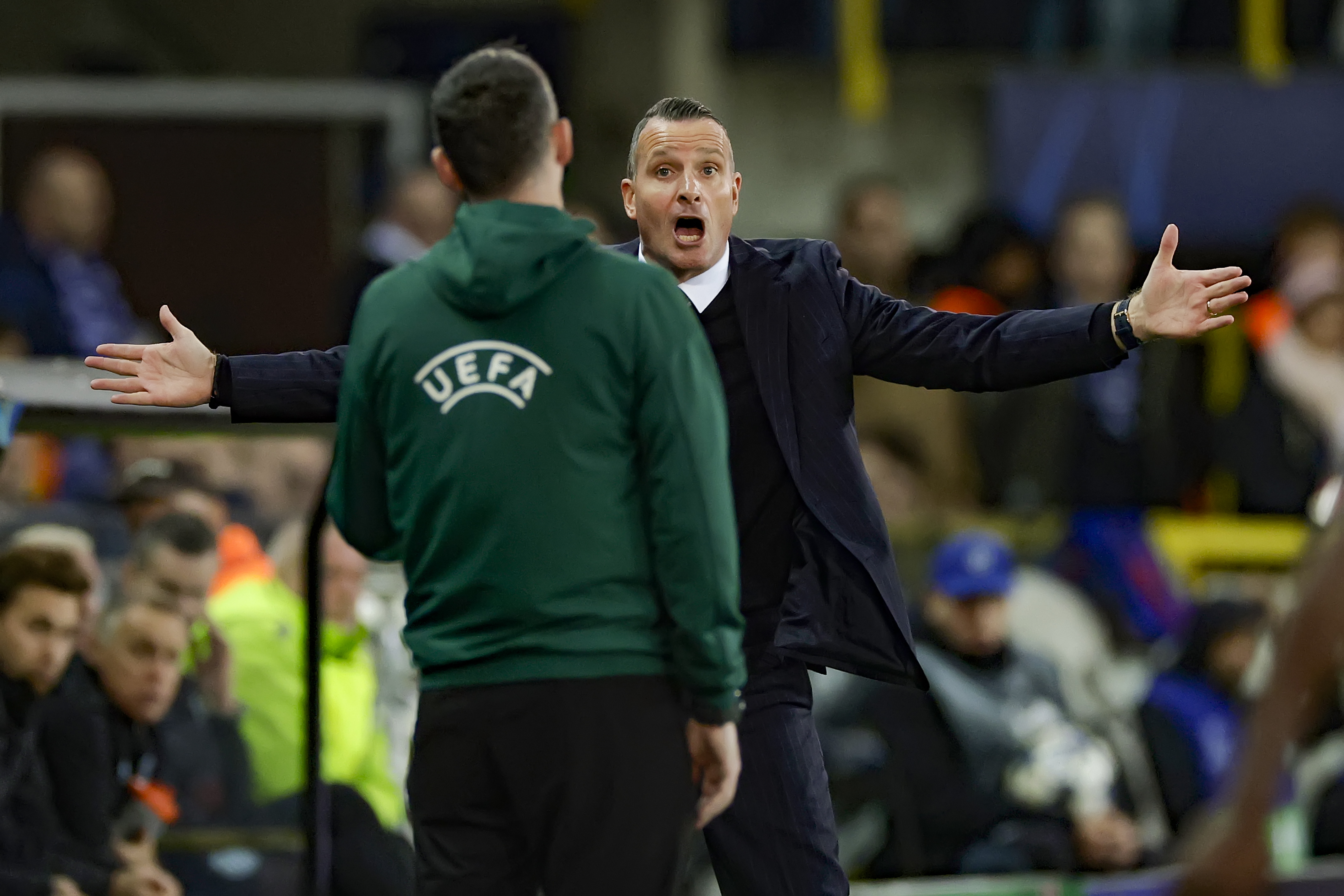 BRUGGE, BELGIUM - NOVEMBER 5: Coach Nicky Hayen of Club Brugge disappointed during the UEFA Champions League match between Club Brugge v FC Barcelona at the Jan Breydel Stadium on November 5, 2025 in Brugge Belgium (Photo by Geert van Erven/Soccrates/Getty Images)