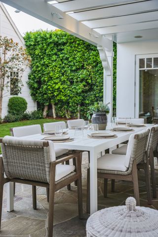 An outdoor dining space