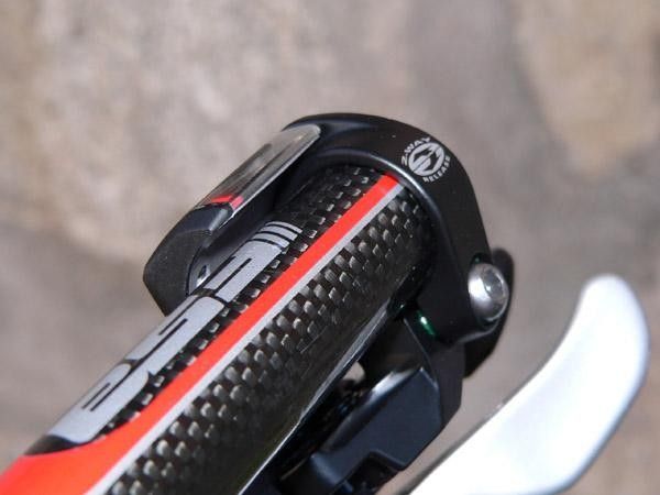 Shimano engineered a gap in between the Optical Gear Display and the handlebar surface to make room for other bar-mounted items such as remote lockouts.