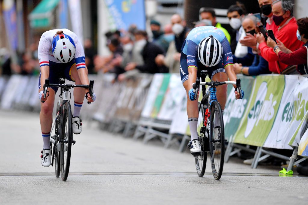 VILLARCAYO SPAIN MAY 21 Alice Barnes of United Kingdom and Team Canyon SRAM Racing Amalie Dideriksen of Denmark and Team Trek Segafredo sprint at arrival during the 6th Vuelta A Burgos Feminas 2021 Stage 2 a 97km stage from Pedrosa de Valdeporres to Villarcayo VueltaBurgos BurgosFem UCIWWT on May 21 2021 in Villarcayo Spain Photo by Luc ClaessenGetty Images