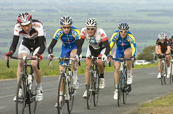 Riders felt the pinch on the climb up Mt.Misery as the race began to split up.