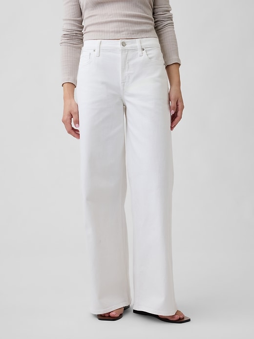 Mid-rise wide-leg jeans