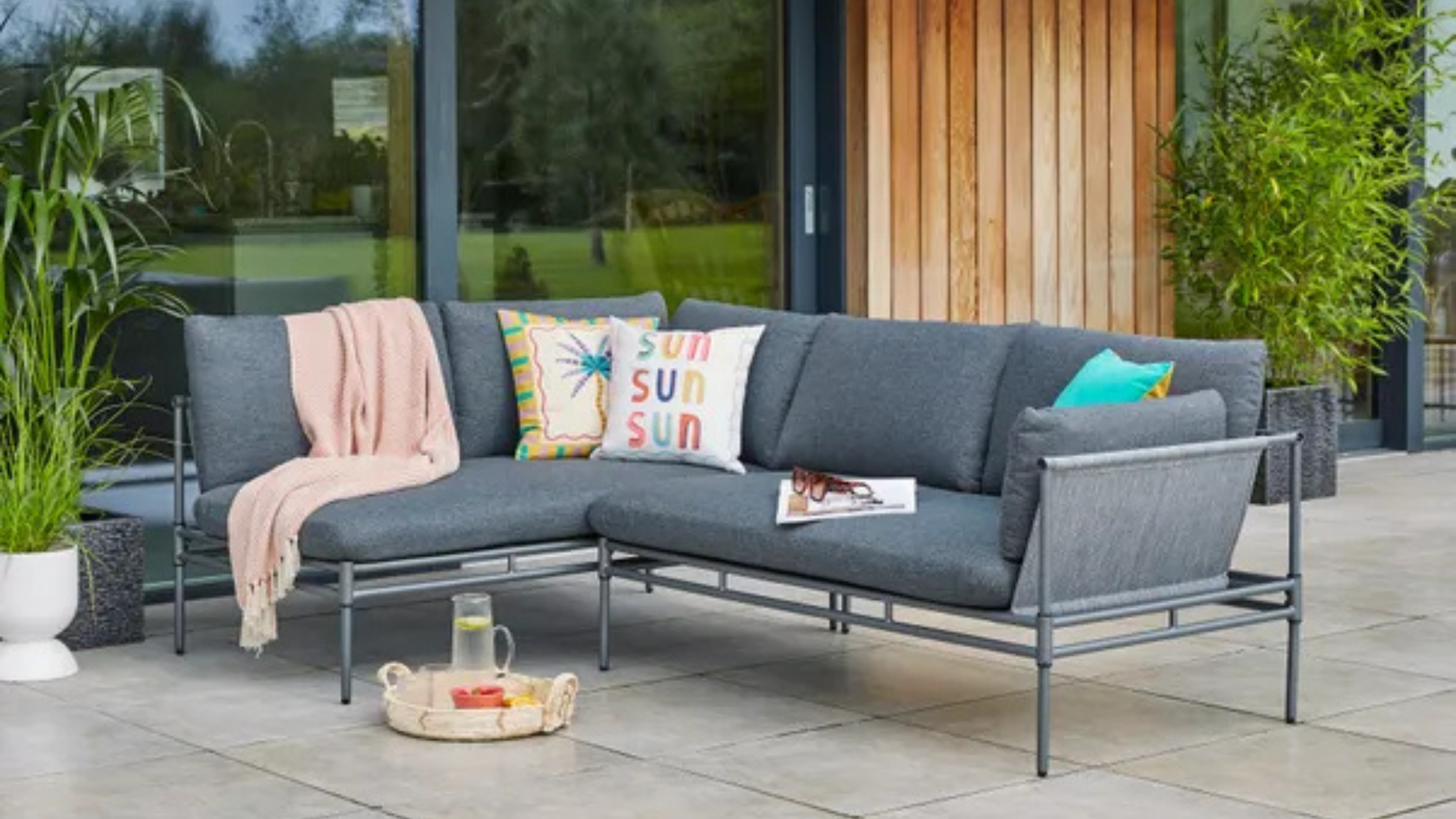 Manhattan Small Corner Sofa Set