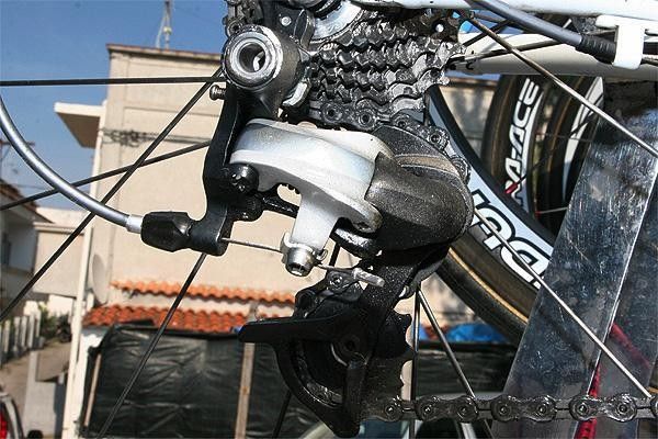 Save for the lack of a Dura-Ace badge
