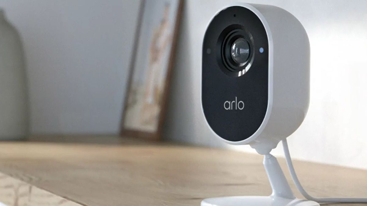 Arlo Essential Indoor camera