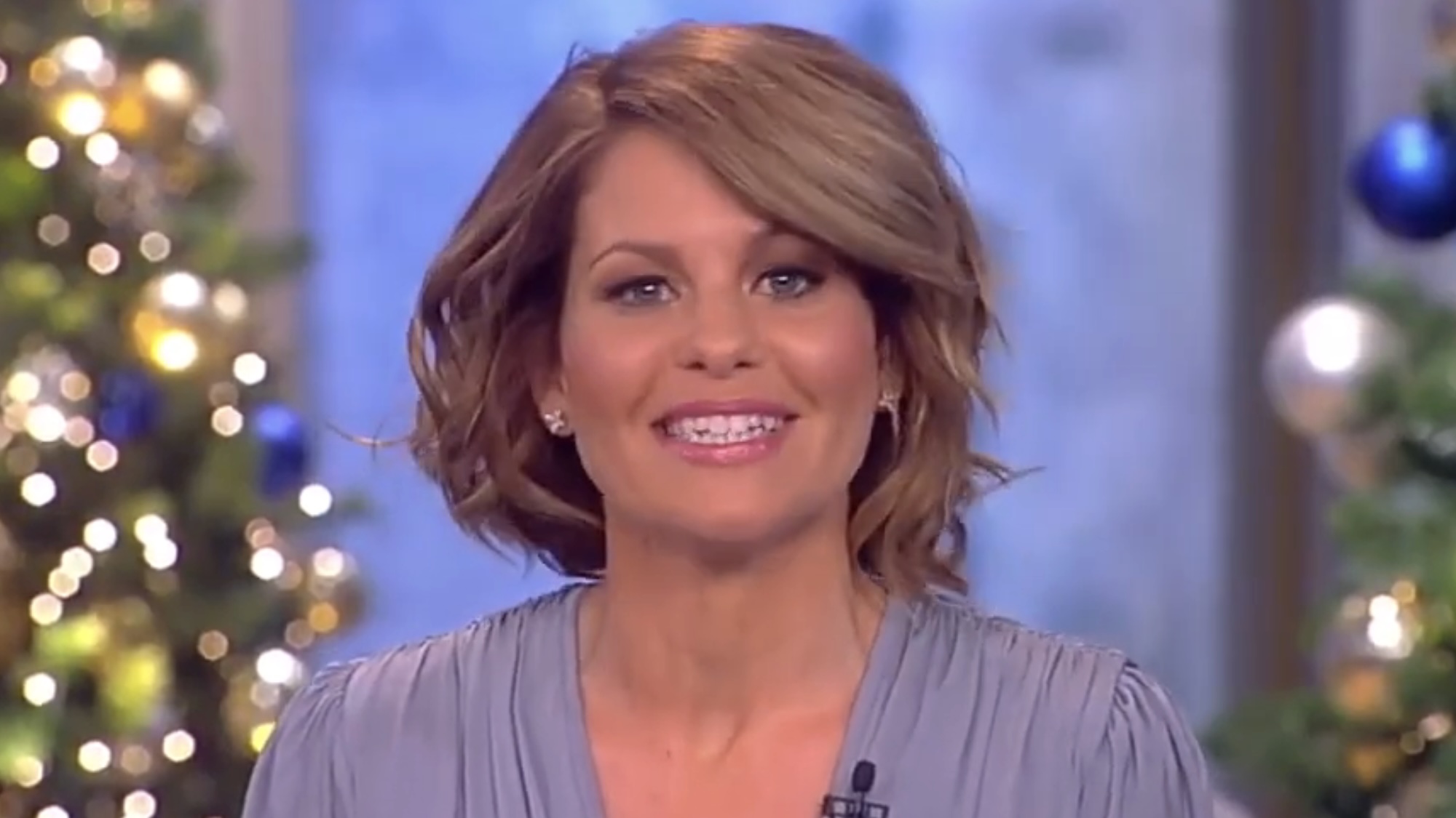 Candace Cameron Bure announcing her exit on The View (2016)