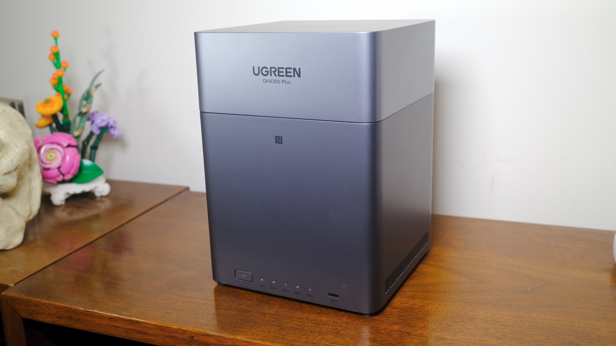UGreen NASync DXP4800