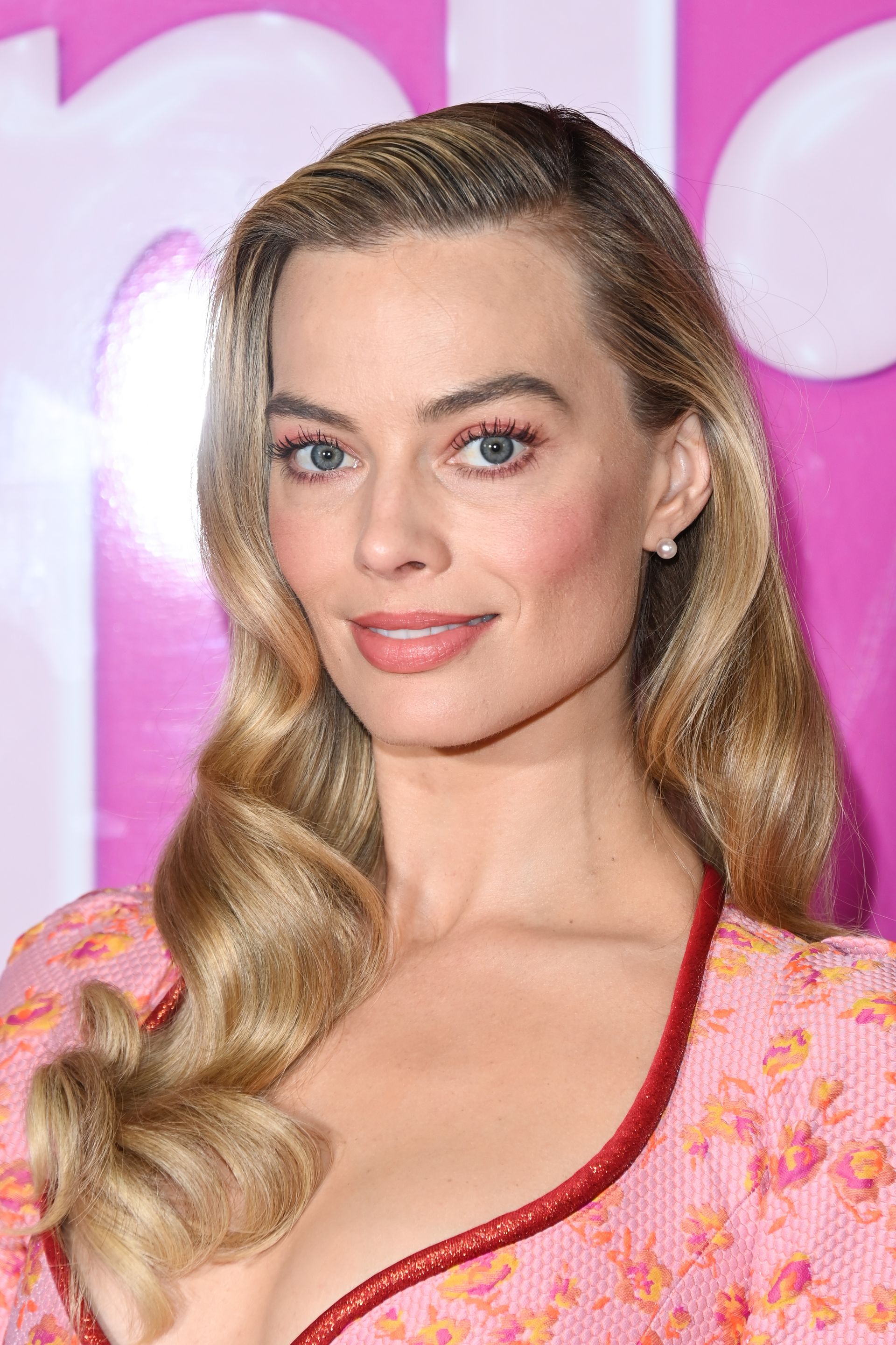 Despite Playing The Iconic Doll Onscreen Margot Robbie Admits She Didnt Own Barbies As A