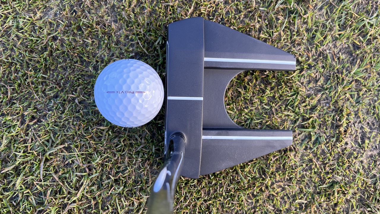 Odyssey DFX putter address view
