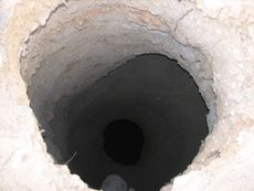 dead sea sinkholes 