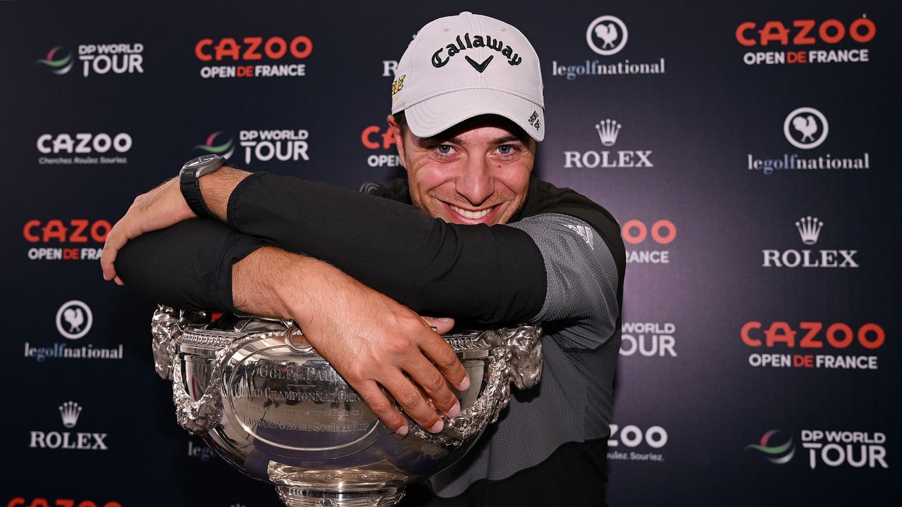 Guido Migliozzi with the French Open trophy