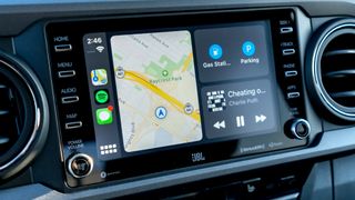 Apple CarPlay interface showing multitask home screen.