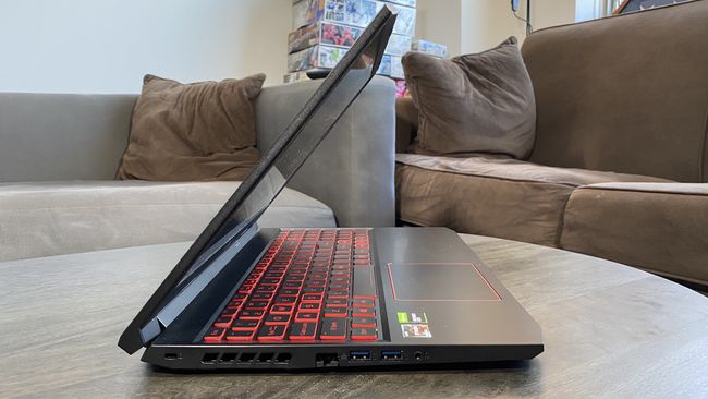 Acer Nitro 5 (AMD, 2020) Review: Great Price, Poor Screen | Tom's Hardware