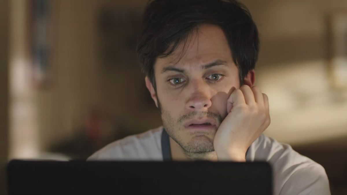 Gael Garcia Bernal in You&#039;re Killing Me Susana