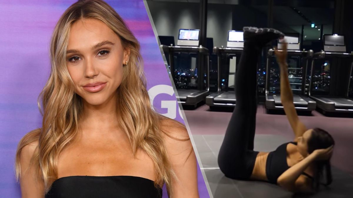 I Tried This Alexis Ren Ab Workout With