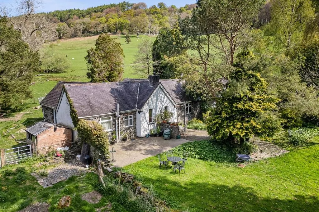 Garthewin Estate
