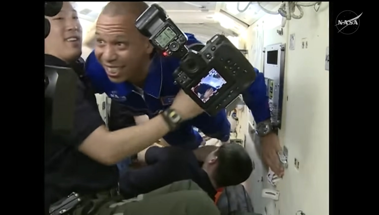 فضانورد ناسا کریس ویلیامز در ۲۷ نوامبر ۲۰۲۵ به ایستگاه فضایی بینالمللی سوار شد