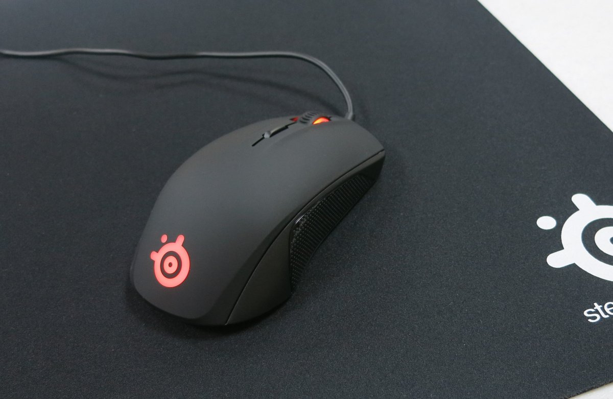 Steelseries large