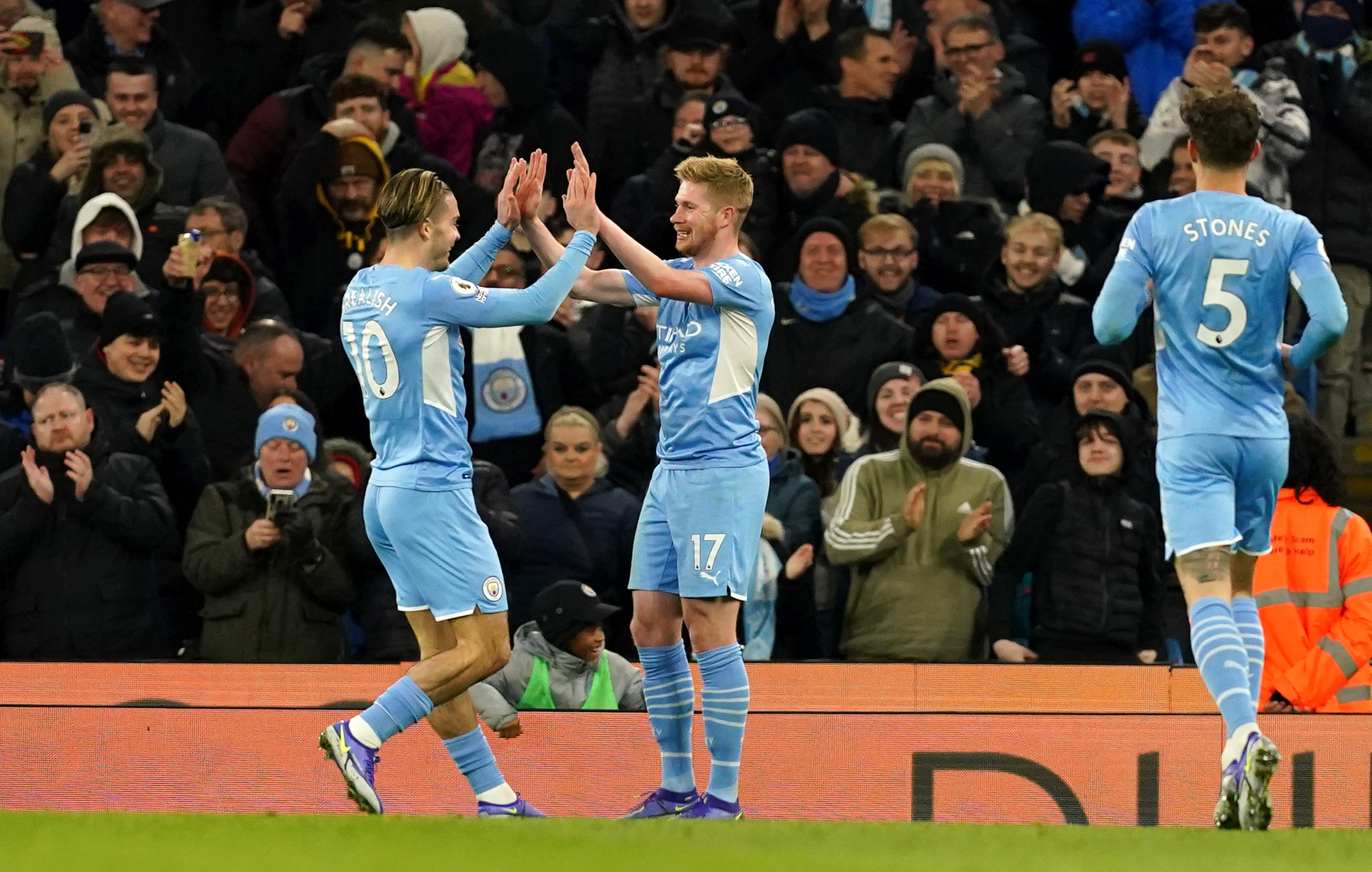 City stretched their Premier League lead