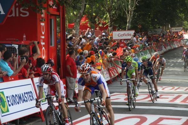 Daniel Moreno and Bauke Mollema take 5th and 6th
