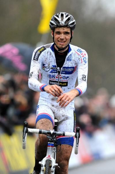 Niels Albert (BKCP Powerplus) celebrates his win in Hoogerheide