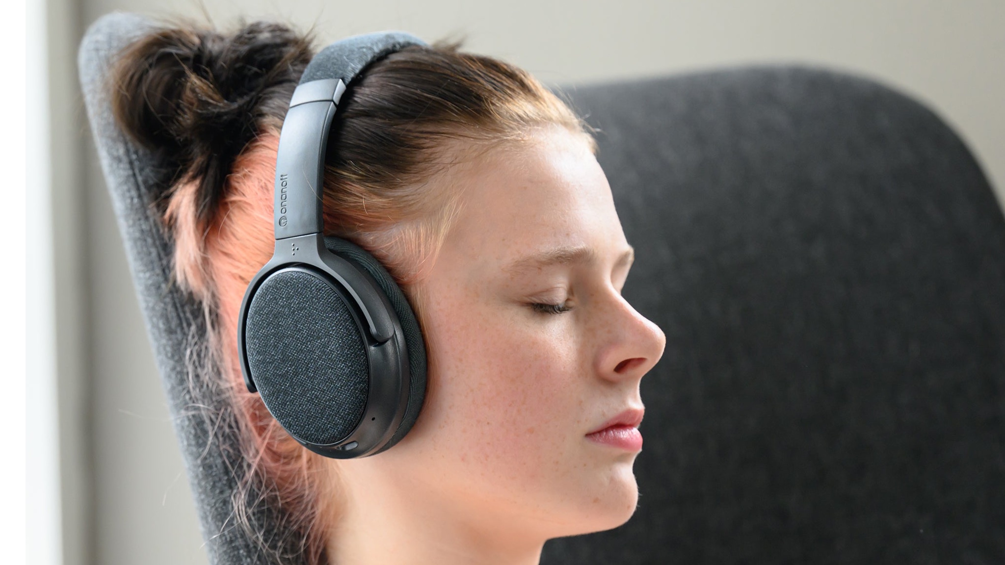 Kid-safe headphone maker ONANOFF launches new wireless ANC headset for ...