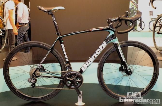 自転車本体 Bianchi INFINITO CV DISC ULTEGRA DI2 11S Bianchi Infinito CV Disc - Ultegra Di2 11sp Compact