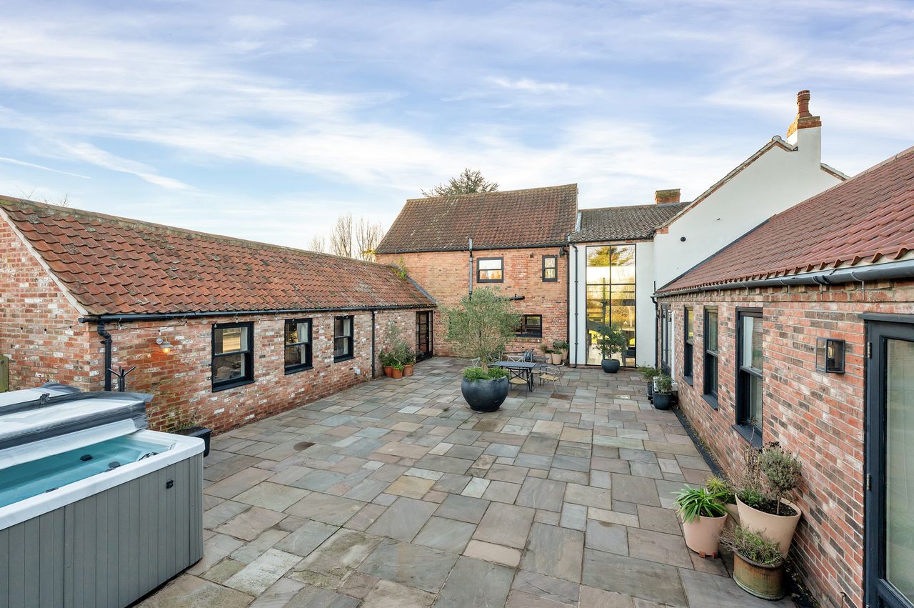 Images of Glebe Farm, Nottinghamshire