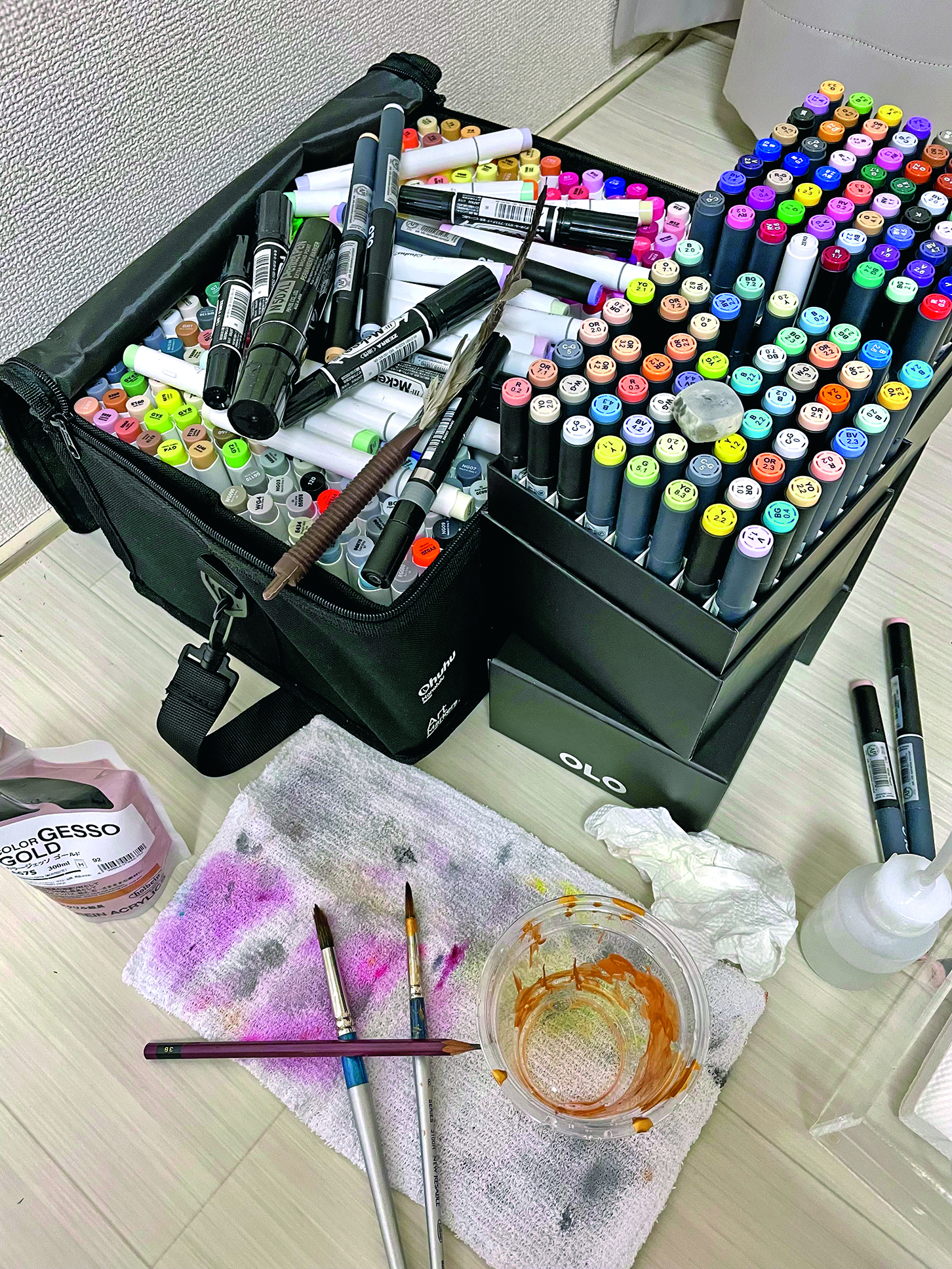 Shinn Uchida's art studio