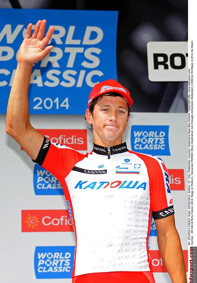 Alexander Porsev (Katusha) waves to the crown at World Ports Classic