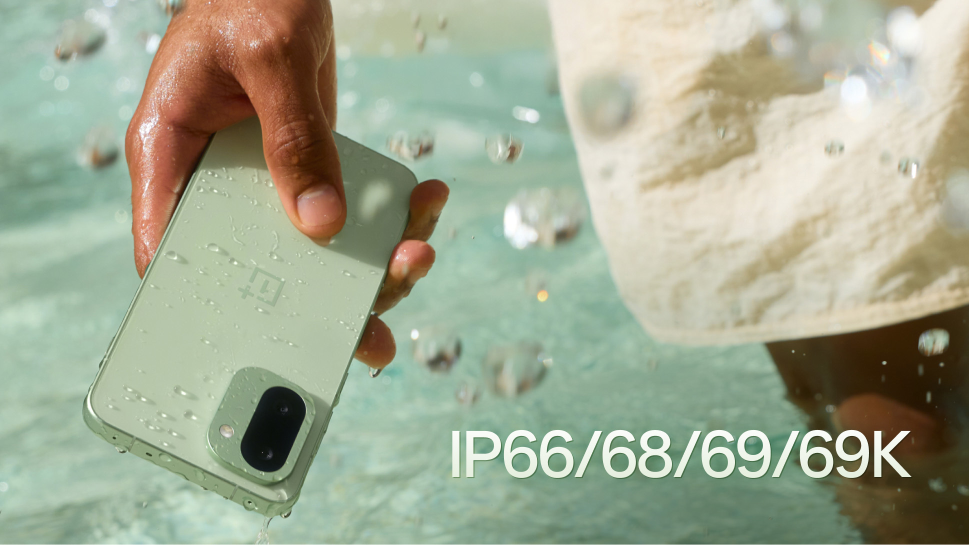 OnePlus 15R back panel in green