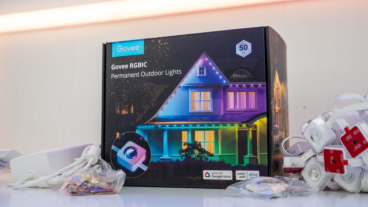 Govee Permanent Outdoor Lights review - never climb that ladder again - The  Gadgeteer