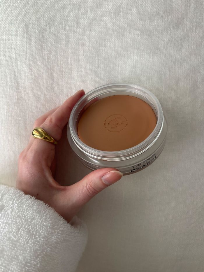 Deputy beauty editor Grace Lindsay testing the Chanel cream bronzer