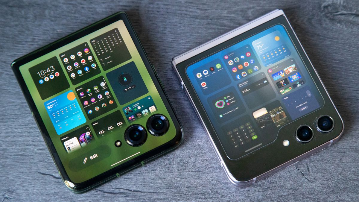 The Motorola Razr Plus 2024 next to the Galaxy Z Flip 5, both showing the multi-panel view