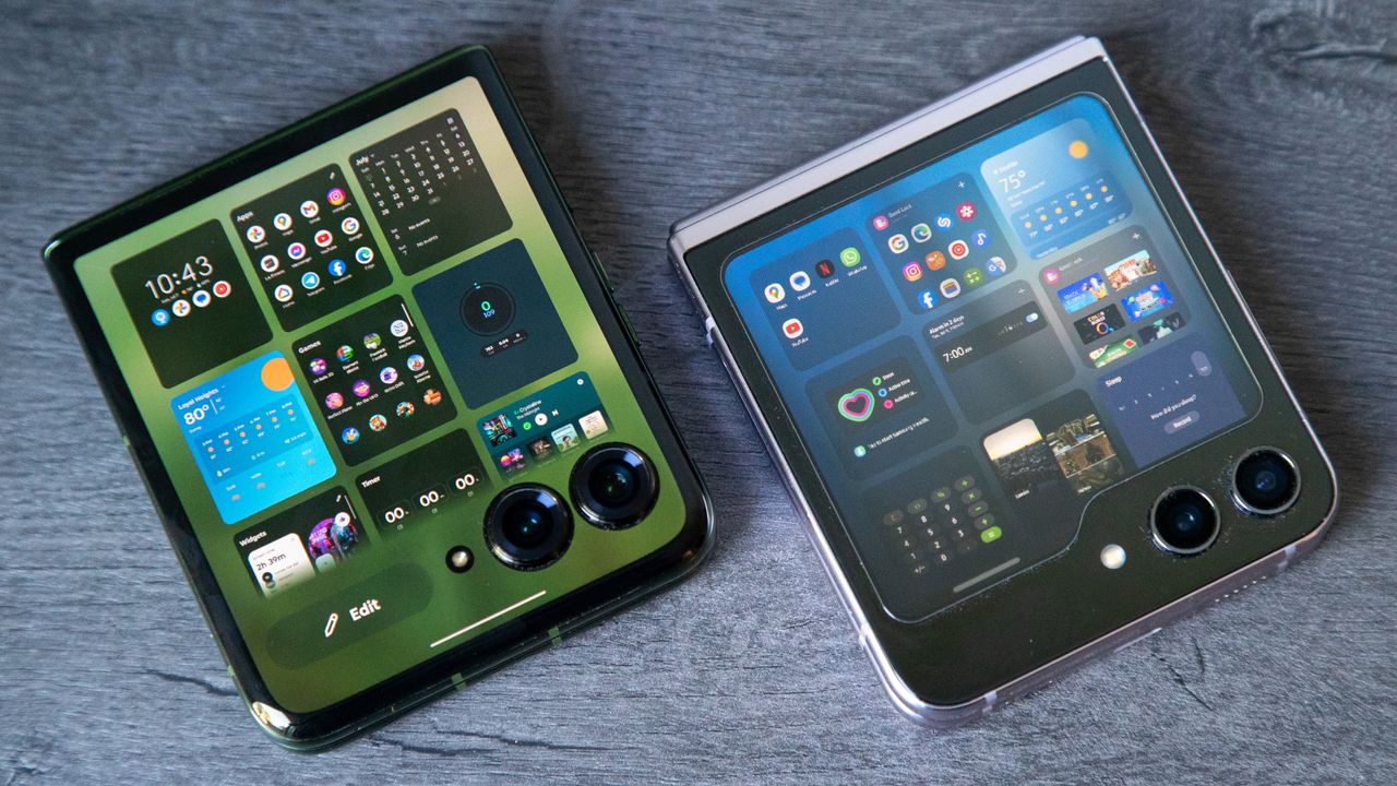 The Motorola Razr Plus 2024 next to the Galaxy Z Flip 5, both showing the multi-panel view