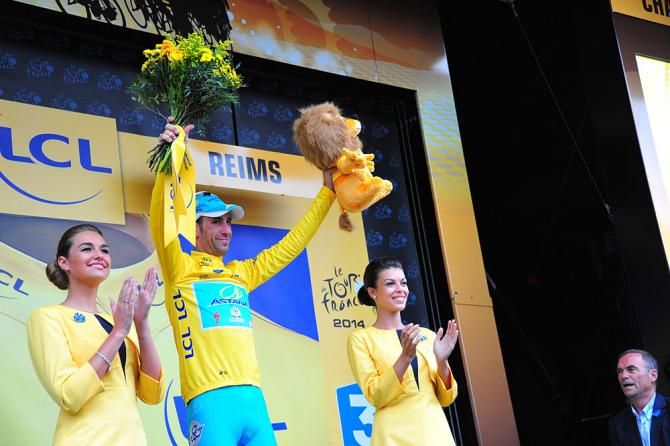 Race leader Vincenzo Nibali (Astana)