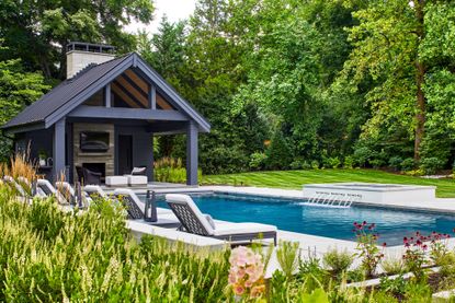 biggest gardening mistakes for the summer months; swimming pool and pool house in garden by Richardson &amp; Associates Landscape Architecture 