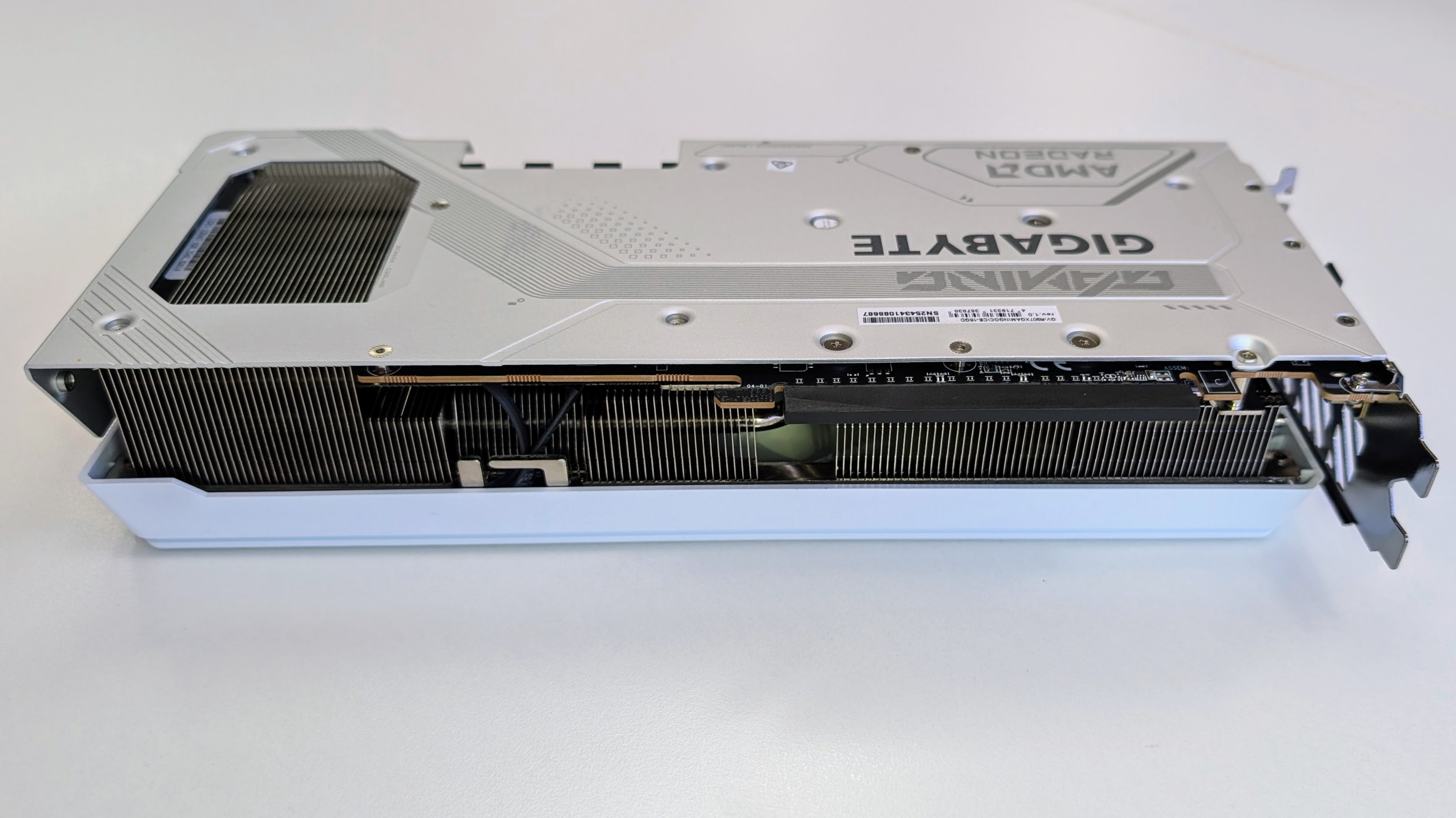 Gigabyte Radeon RX 9070 XT Gaming OC Ice 16GB  from below