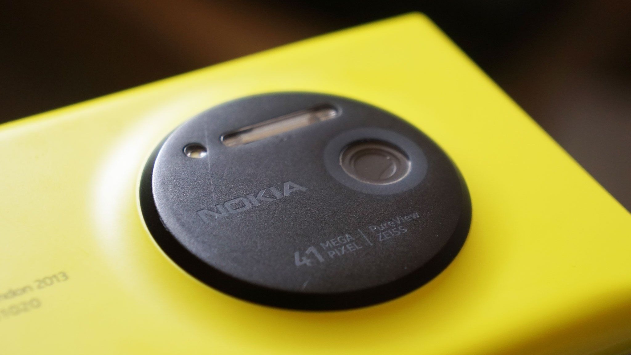 Nokia Lumia 1020 camera bump