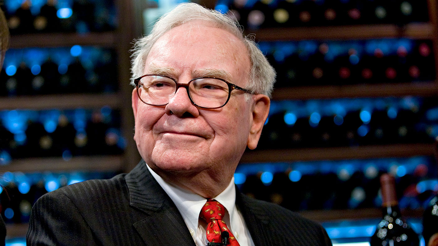 Warren Buffett’s net worth how the billionaire built his fortune
