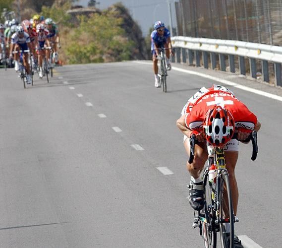 Martin Elmiger (Phonak) gets some distance on a descent